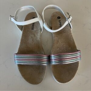 New Sprox girl’s Sandals Size: 2